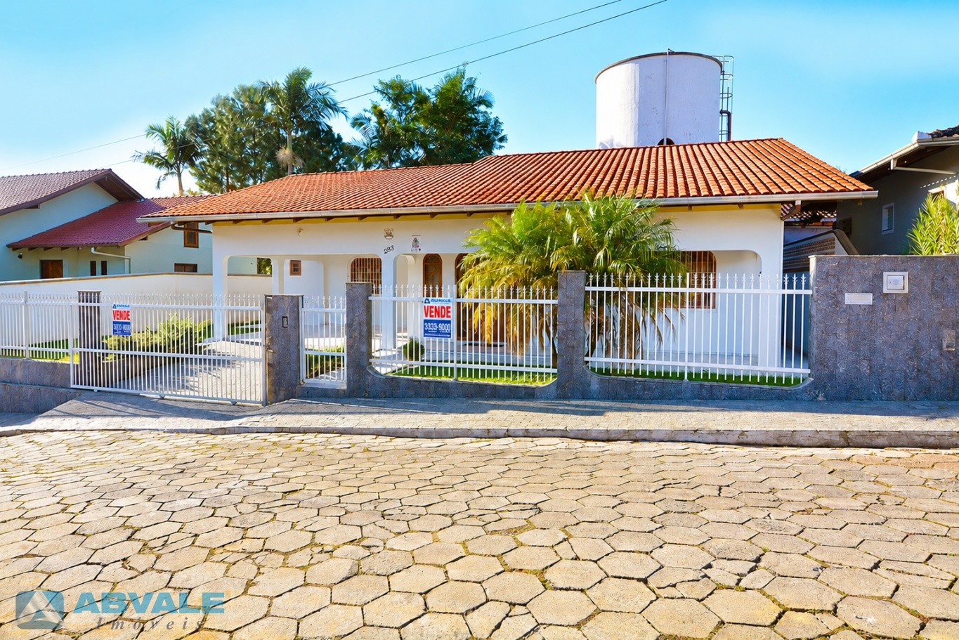 Casa em Blumenau, Escola Agrícola
