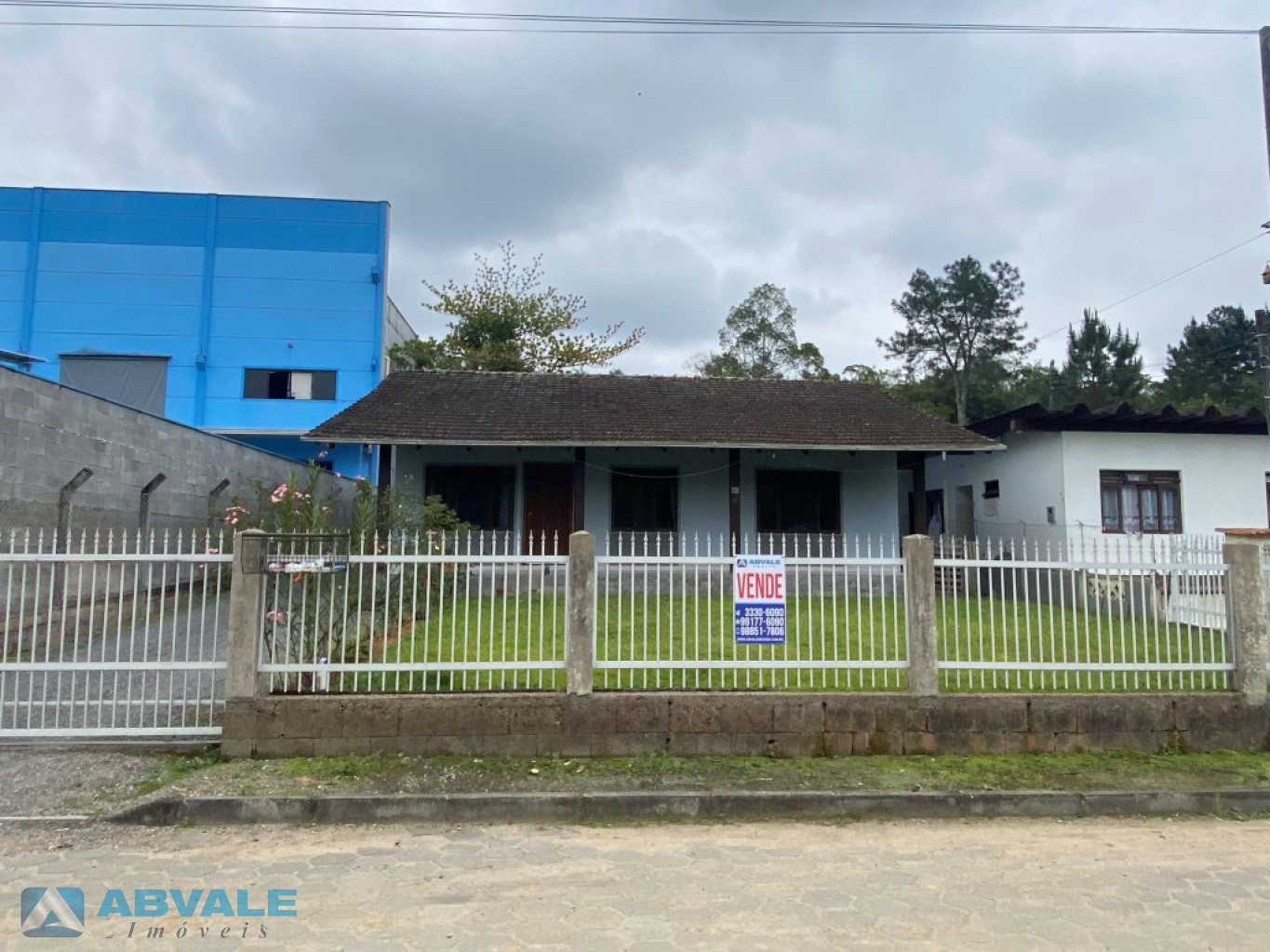 Casa em Blumenau, Testo Salto