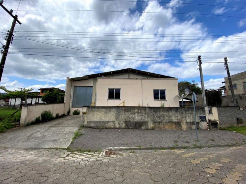 Galpão em Ascurra, Centro